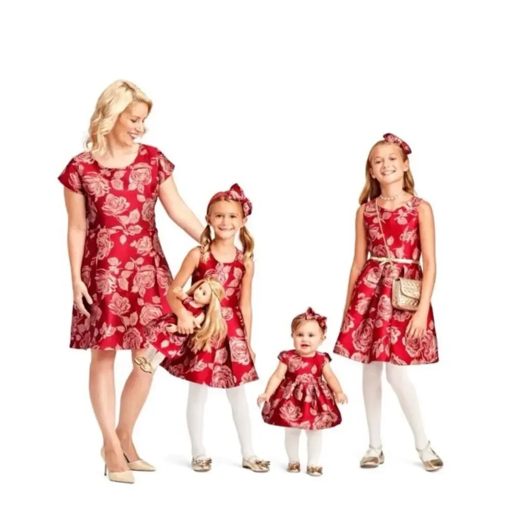 Children’s Place Girls Size 4t Mommy And Me Metallic Rose Jacquard Dress